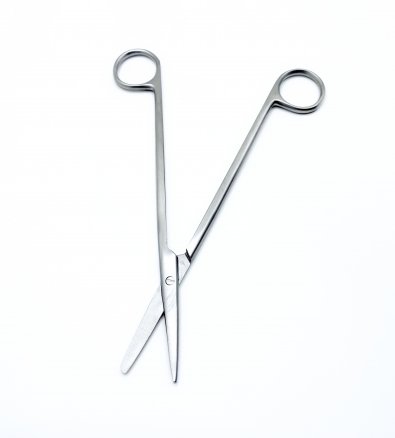 Ножиці по Metzenbaum, анатомічні, для розтину м'яких тканин, прямі, з одним гострим кінцем. Довжина 18 см